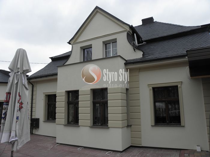 najładniejsze elewacje domów, sztukateria elewacyjna, kolory elewacji, elewacje