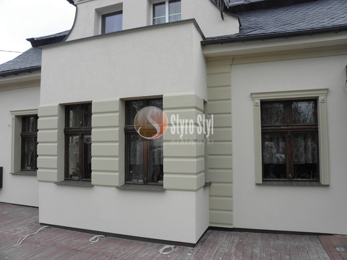 Nowoczesne elewacje starych domów piętrowych