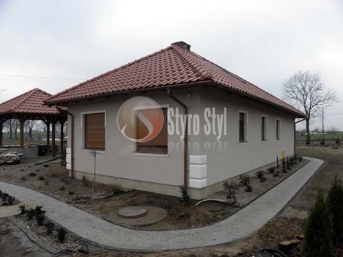 Listwy elewacyjne styropianowe powlekne