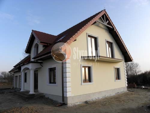 Listwy elewacyjne styropianowe powlekne