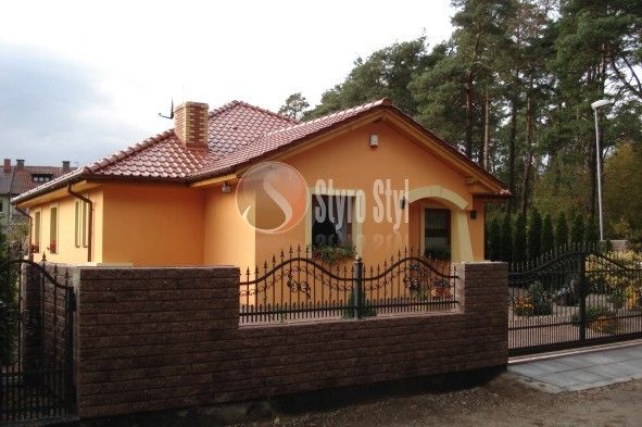 najładniejsze elewacje domów, sztukateria elewacyjna, kolory elewacji, elewacje